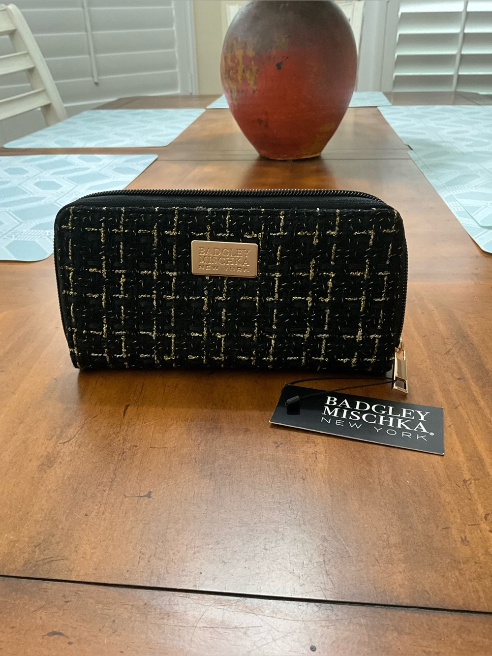 NWT ~ Badgley Mischka Zip Wallet